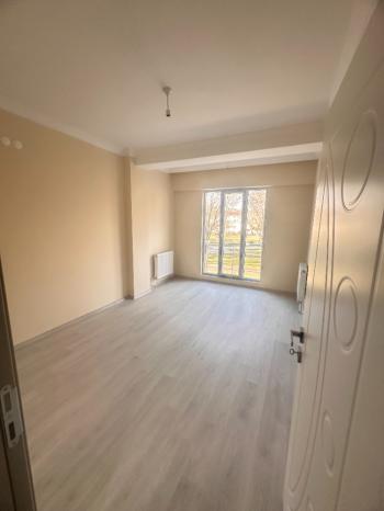 GÜVENAY - ÇORUM TEKCEVİZ MEVKİİ 3+1 SIFIR KİRALIK DAİRE