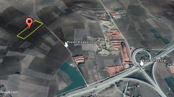 GÜVENAY - ÇORUM ALACA YOL AYRIMI YAKINI 17 DÖNÜM SATILIK TARLA