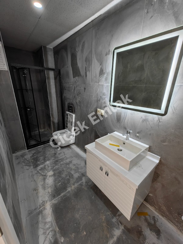 GÜNDEM TOWERS SİTESİ 2+1 SIFIR SATILIK DAİRE