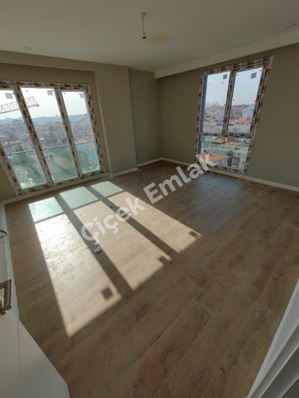 GÜNDEM TOWERS SİTESİ 2+1 SIFIR SATILIK DAİRE