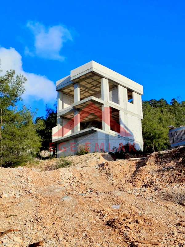 Didim Akbük Satılık Deniz Manzaralı Villa Kaba İnşaatı Bitmiş
