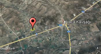 GÜVENAY - ÇORUM ALACA YOL AYRIMI İLERİSİ 22 DÖNÜM TARLA