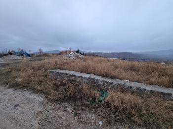 GÜVENAY - ÇORUM BARAJI ÜST TARAFI MANZARALI 1,270 M² SATILIK BAHÇE