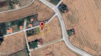 GÜVENAY - ÇORUM HACIKERİM İÇERİDE BAĞLARI GİRİŞİ SATILIK ARSA