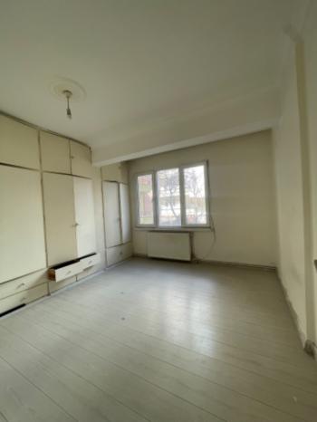 GÜVENAY - ÇORUM BAHÇELİEVLER LİLA CAFE CİVARI 2+1 KİRALIK DAİRE 