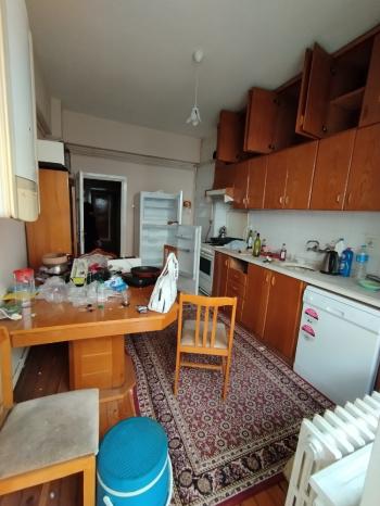 GÜVENAY - ÇORUM ALBAYRAK İLKOKULU YANINDA SATILIK 3+1 ARA KAT DAİRE