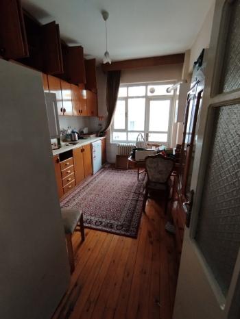 GÜVENAY - ÇORUM ALBAYRAK İLKOKULU YANINDA SATILIK 3+1 ARA KAT DAİRE