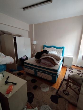 GÜVENAY - ÇORUM ALBAYRAK İLKOKULU YANINDA SATILIK 3+1 ARA KAT DAİRE