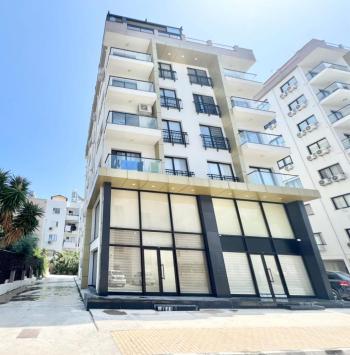 KKTC Girne Bölgesinde Muhteşem Lokasyonda Geniş Lüks 2+1 Daire