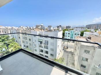 KKTC Girne Bölgesinde Muhteşem Lokasyonda Geniş Lüks 2+1 Daire