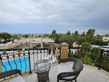 Kıbrıs, Girne, Esentepe Bölgesinde Özel Havuzlu, Full Deniz Manzarasi, Geniş Kullanım Alanlı Satılık