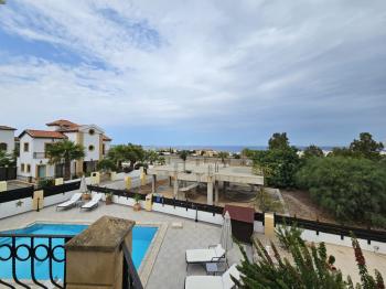 Kıbrıs, Girne, Esentepe Bölgesinde Özel Havuzlu, Full Deniz Manzarasi, Geniş Kullanım Alanlı Satılık