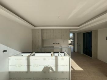 Kıbrıs Girne Karşıyaka da Satılık Denize Yürüme Mesafesinde Çok Özel Sitede 1+1 Dublex  Daireler