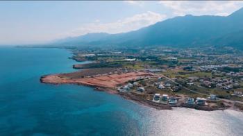 Kıbrıs Girne Karşıyaka da Satılık Denize Yürüme Mesafesinde Çok Özel Sitede 1+1 Dublex  Daireler
