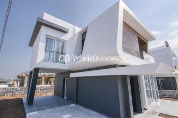 Kıbrıs Girne Karşıyaka'da Satılık 3+1 Modern Villalar