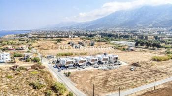 Kıbrıs Girne Karşıyaka'da Satılık 3+1 Modern Villalar