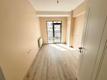 GÜVENAY - ÇORUM İLHAN GÜREL CADDESİ ARABİCA ARKASI 4+1 SIFIR DAİRELER