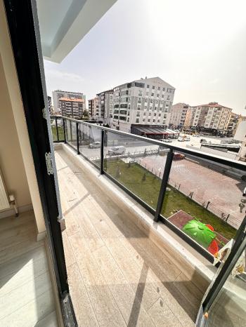 GÜVENAY - ÇORUM İLHAN GÜREL CADDESİ ARABİCA ARKASI 4+1 SIFIR DAİRELER