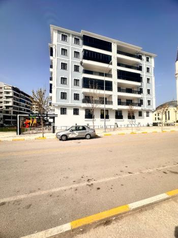 GÜVENAY - ÇORUM İLHAN GÜREL CADDESİ ARABİCA ARKASI 4+1 SIFIR DAİRELER