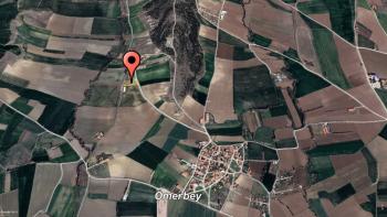 Güvenay - Çorum Ömerbey Köyünde Yola Cephe 3,5 Dönüm Satılık Tarla