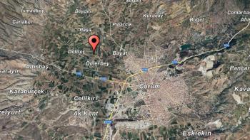 Güvenay - Çorum Ömerbey Köyünde Yola Cephe 3,5 Dönüm Satılık Tarla