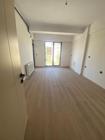 GÜVENAY - ÇORUM  BUHARA ÖZEL HASTANE KARŞISI ANA CADDE ÜZERİ SIFIR 3+1