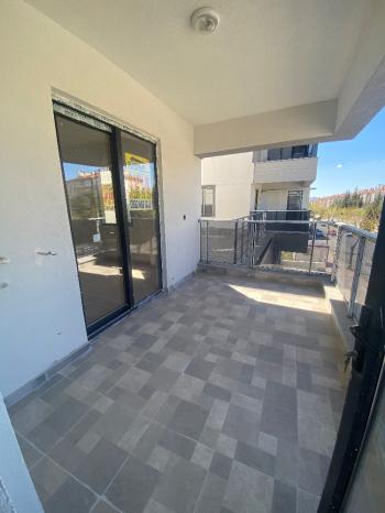 GÜVENAY - ÇORUM  BUHARA ÖZEL HASTANE KARŞISI ANA CADDE ÜZERİ SIFIR 3+1