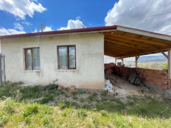 GÜVENAY - ÇORUM TED KOLEJİ YAKINI 1.279 M² SATILIK VİLLA ARSASI