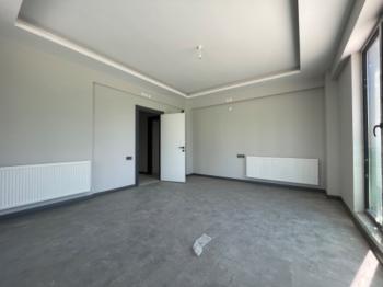 GÜVENAY – ÇORUM KARAKEÇİLİ MAH. TAVUKLUK'TA SIFIR 4+1 KİRALIK DAİRE