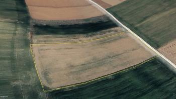 GÜVENAY - ÇORUM ALİKİ BAĞLARI YAKINI 8,692M² SATILIK TARLA 