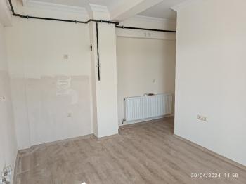 GÜVENAY - ÇORUM EKİN CADDESİ ÜZERİNDE SATILIK 3+1 DAİRE