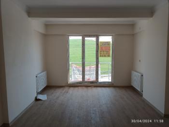 GÜVENAY - ÇORUM EKİN CADDESİ ÜZERİNDE SATILIK 3+1 DAİRE