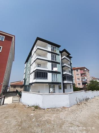 GÜVENAY - ÇORUM EKİN CADDESİ ÜZERİNDE SATILIK 3+1 DAİRE