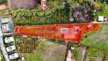 Urla'da 6.315 m2 arazi içinde Yatay Mimaride yapılmış, Havuzlu, 6+1 ,Tam Müstakil Villa