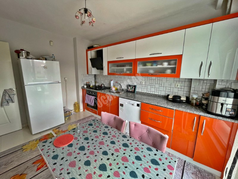 AFYON ÜÇOK EMLAKTAN SAHİPATA MAH DA SATILIK SIFIR AYARINDA 3+1 DAİRE