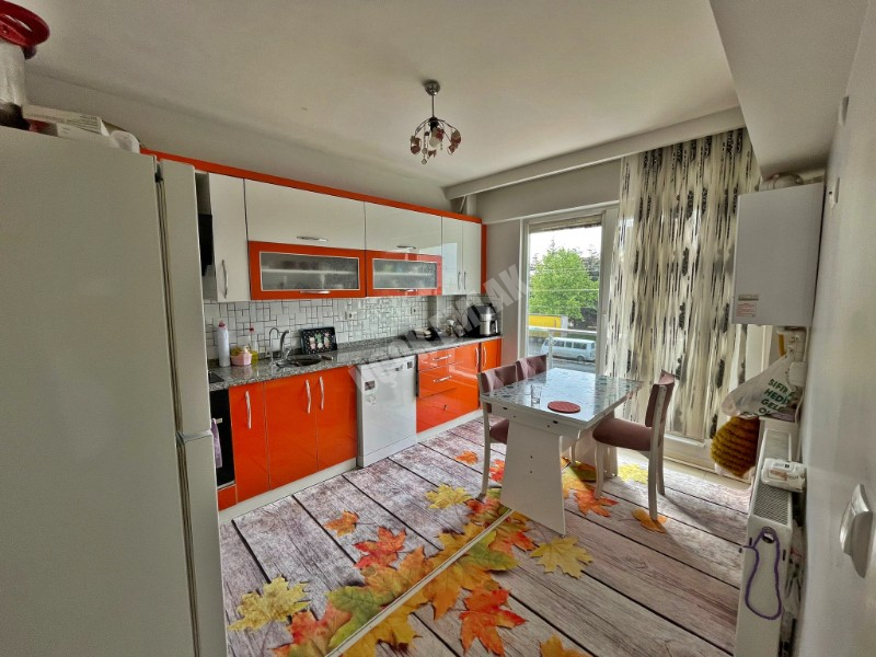 AFYON ÜÇOK EMLAKTAN SAHİPATA MAH DA SATILIK SIFIR AYARINDA 3+1 DAİRE