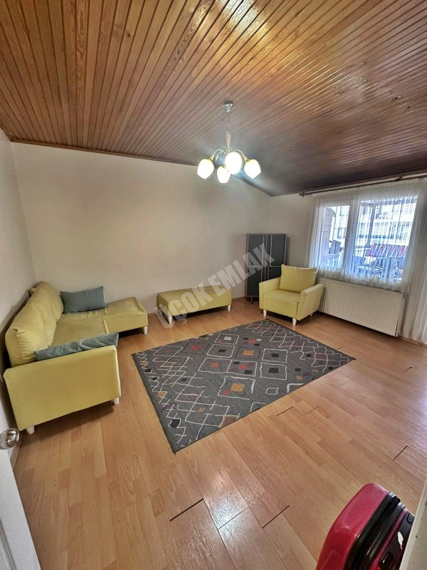 AFYON ÜÇOK EMLAKTAN ÖRNEKEVLER MAH DA SATILIK DUBLEKS DAİRE