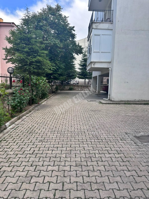 AFYON ÜÇOK EMLAKTAN ÖRNEKEVLER MAH DA SATILIK DUBLEKS DAİRE