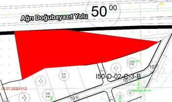 MEYDANA VARMADAN (HAYVAN PAZARINA)  8200M2 ASFALT YOLA CEPHELİ SATILIK TARLA