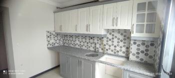 Antre Emlak'tan Satılık  Bahçelievler'de Bozyaka Hastanessi Yakını Doğalgazlı,Asansörlü 2+1 Köşe Sıfır Daire