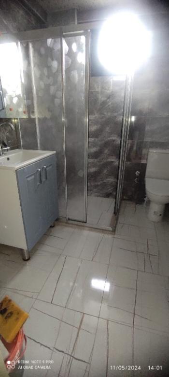 Antre Emlak'tan Satılık  Bahçelievler'de Bozyaka Hastanessi Yakını Doğalgazlı,Asansörlü 2+1 Köşe Sıfır Daire