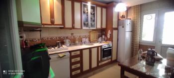 Antre Emlak'tan Satılık Bahçelievler'de Hastane Yanı  3+1,120 M2 Doğalgazlı Bakımlı Arakat Daire
