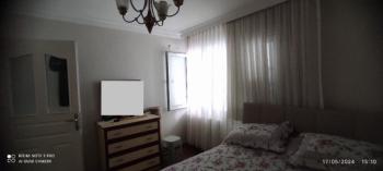 Antre Emlak'tan Satılık Bahçelievler'de Hastane Yanı  3+1,120 M2 Doğalgazlı Bakımlı Arakat Daire