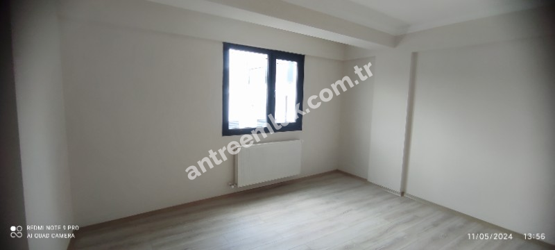 Antre Emlak'tan Satılık  Bahçelievler'de Bozyaka Hastanessi Yakını Doğalgazlı,Asansörlü 2+1 Köşe Sıfır Daire