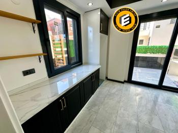 Didim çamlık mahallesin de 4+1 ayrı mutfak ultra lüks villa (ek : 835 )