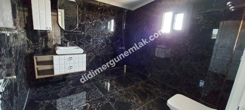 DİDİM EFELER MAH DENİZ MANZARALI KÖŞE BAŞI HAVUZLU LÜKS 6+1 AYRI MUTFAK VİLLA ( EK :774 )