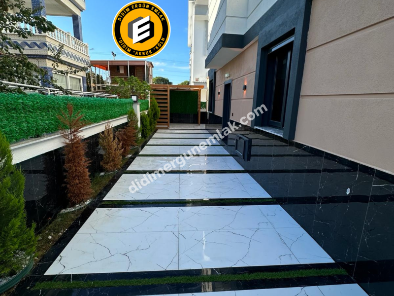 Didim çamlık mahallesin de 4+1 ayrı mutfak ultra lüks villa (ek : 835 )