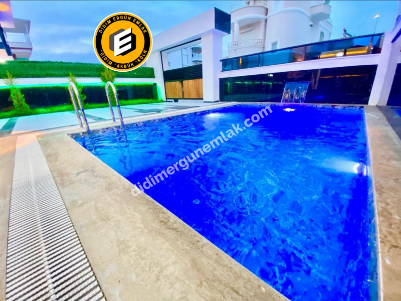 Didim çamlık mahallesin de 4+1 ayrı mutfak ultra lüks villa (ek : 835 )