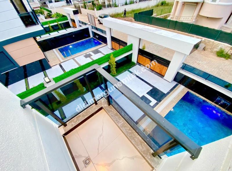 Didim çamlık mahallesin de 4+1 ayrı mutfak ultra lüks villa (ek : 835 )