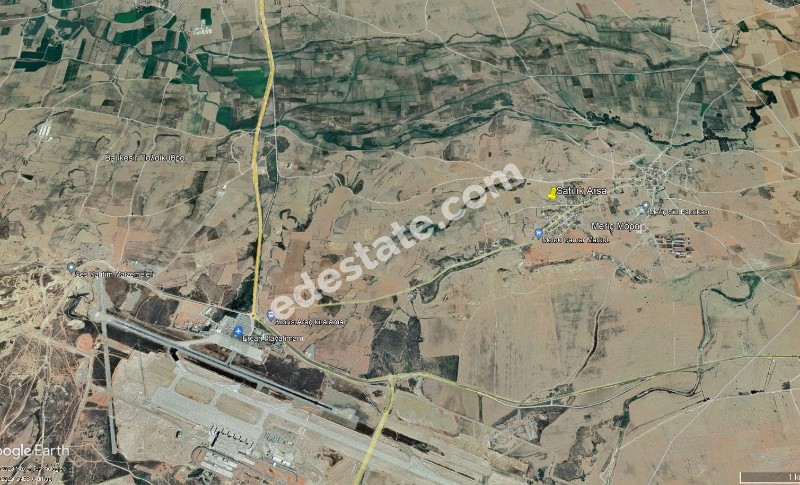 Lefkoşa Meriç'te Havalimanı Yakını Türk Malı Satılık Arsa 
